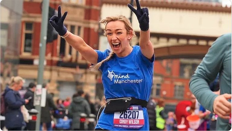 Cindy running the Manchester marathon